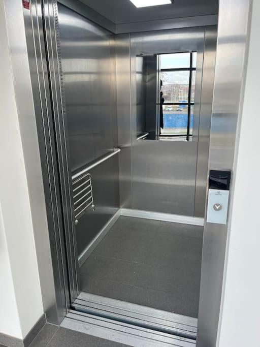 Apartman Holesovice,Balkon,Garaz Praha Eksteriør bilde